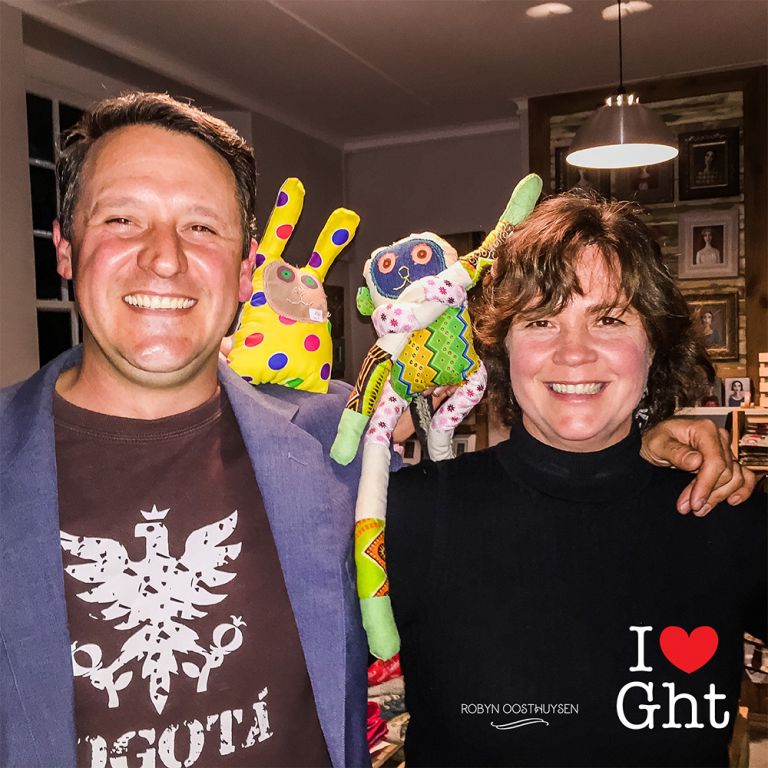 Robyn-Oosthuysen_Tori-Stowe-15