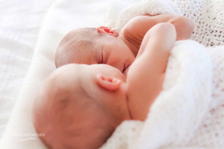 Robyn-Oosthysen_Rika-VanDerVeen_Twins_SneakPeek-7