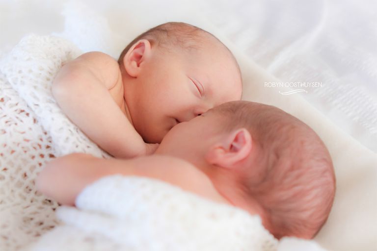 Robyn-Oosthysen_Rika-VanDerVeen_Twins_SneakPeek-8