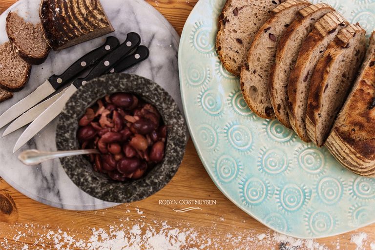 Robyn-Oosthysen_MuddyLaneCeramics-25