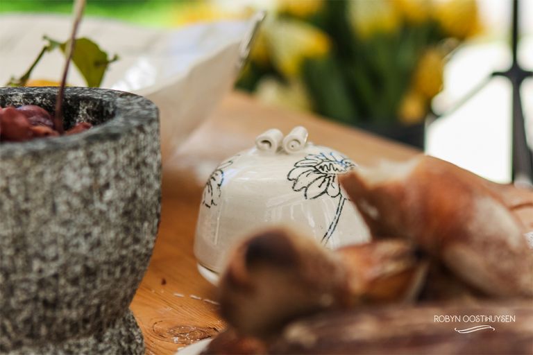 Robyn-Oosthysen_MuddyLaneCeramics-42