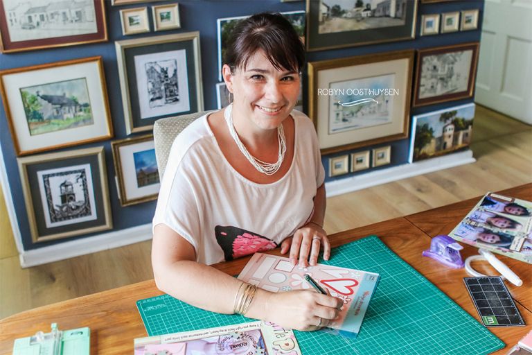 Design Ardour / Robyn Oosthuysen / Art, Design & Images / Pam Golding Properties / Profile Photo / Portrait Photography / Grahamstown / South Africa